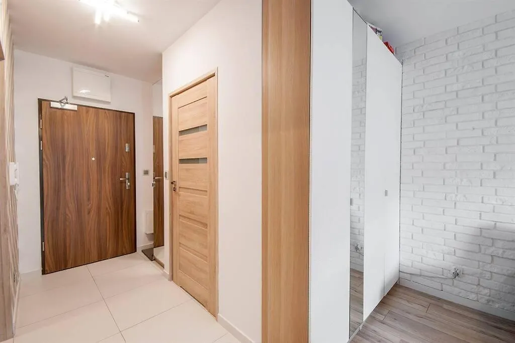 Funcional Easy Stay Condo- Krakow Bezplatne Miejsce W Garazu Apartment