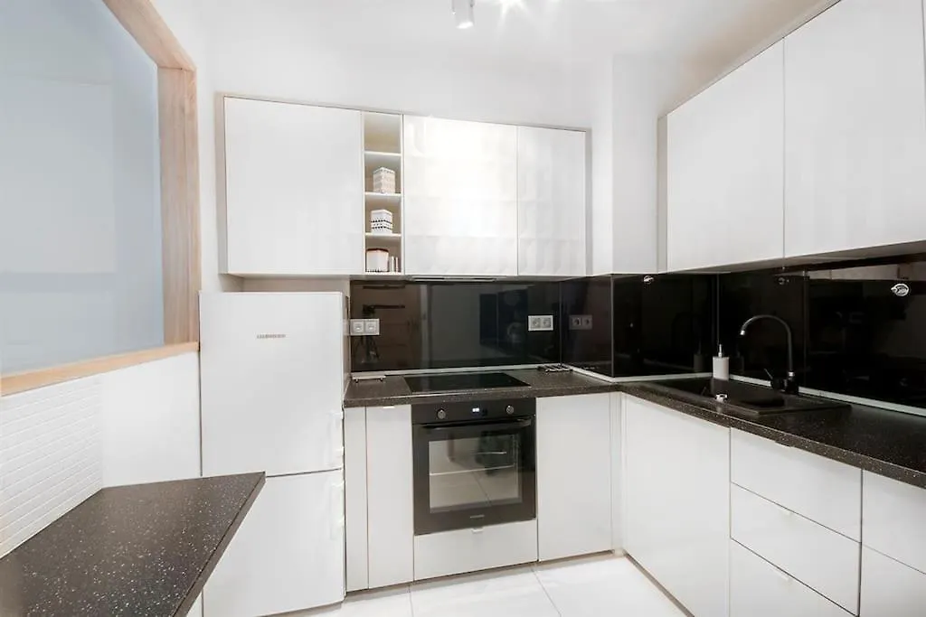 Funcional Easy Stay Condo- Krakow Bezplatne Miejsce W Garazu 0*,  Poland